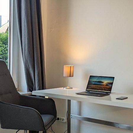 Tt Living Apartments Bonitas & Divinitas I 2 Schlafzimmer I Kueche I Vollbad I Waschmaschine Rellingen Buitenkant foto
